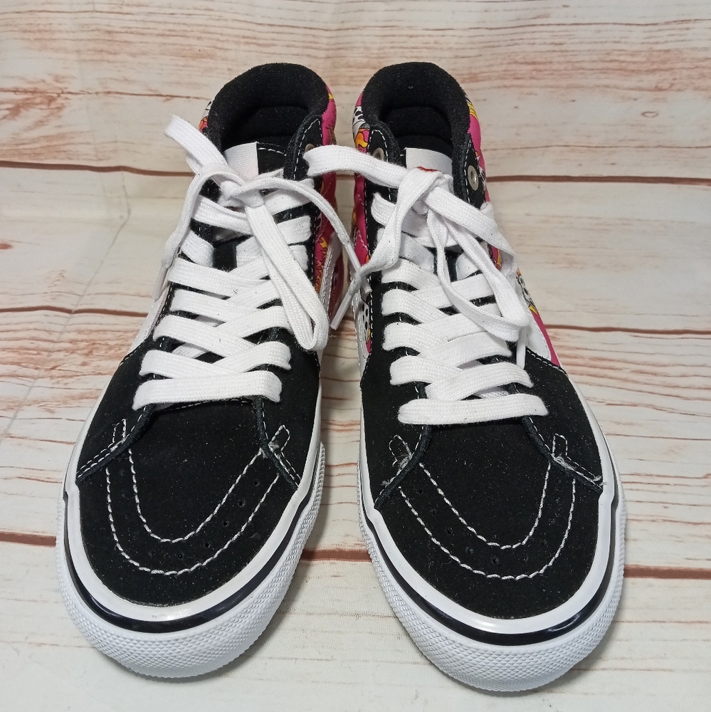 Vans Black and Pink Skateboarding Shoes high cut laced-up size 3.5 New - Picture 2 of 6